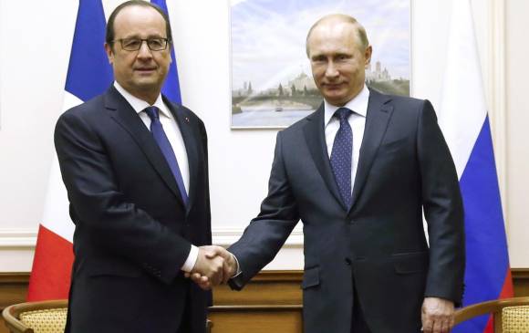 Francois Hollande, presidente de Francia y Vladímir Putin, presidente ruso. FOTO REUTERS.