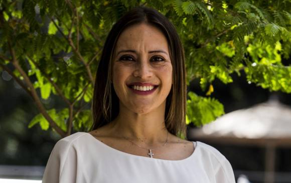 Gloria Elena Rodríguez aspira a ser la primera dama de Antioquia y que su trabajo concuerde con el que ha proyectado su esposo, Mauricio Tobón, para el departamento. FOTO Julio César Herrera
