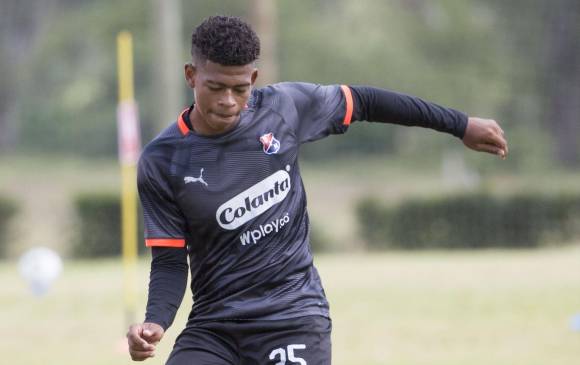 El delantero Juan Manuel Cuesta, a los 9 minutos, marcó el gol del Medellín en el segundo amistoso ante Rionegro Águilas Doradas. FOTO edwin bustamante