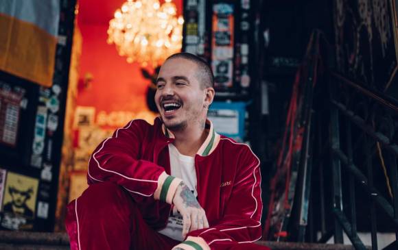 J Balvin estará de nuevo ante su público, en el Atanasio Girardot. FOTO UNIVERSAL MUSIC