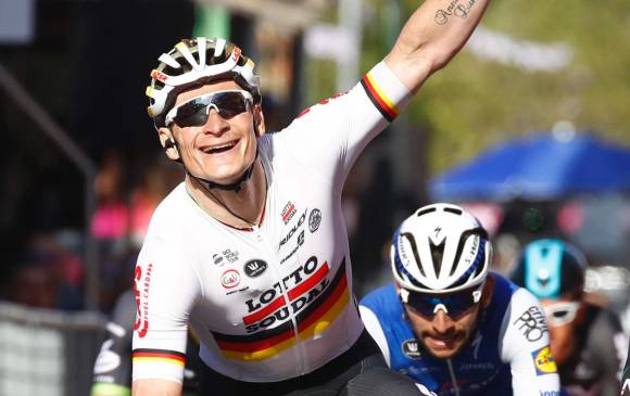 Greipel venció a Gaviria en el sprint final de la segunda etapa