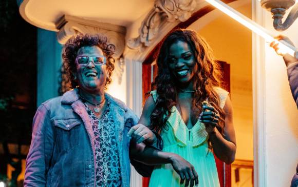 Caterine Ibargüen es la protagonista del nuevo video de Carlos Vives. FOTO Cortesía Felipe Orvi/Carlos Vives