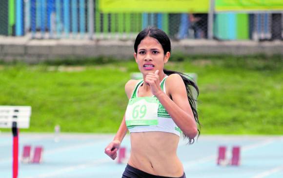 Johana Arrieta, quien afirma tener marca personal de 2.07,35 en 800 metros, se alista para el Prix Ximena Restrepo. FOTO CORTESÍA