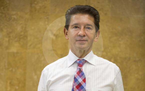 El gobernador Luis Pérez dijo que le comunicó al alcalde Federico Gutiérrez sobre la presencia de los líderes de las Farc. FOTO ESTEBAN VANEGAS