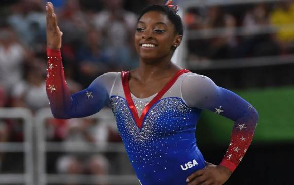 Simone Biles ha ganado cuatro medallas de oro en los Juegos Olímpicos. FOTO AFP