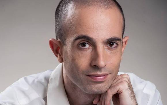 El historiador Harari dice que el hombre quiere ser Dios