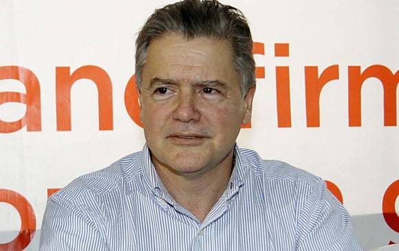 Al ser oficializado como candidato, Vélez dijo que la prioridad de su administración será la seguridad. FOTO: Donaldo Zuluaga.