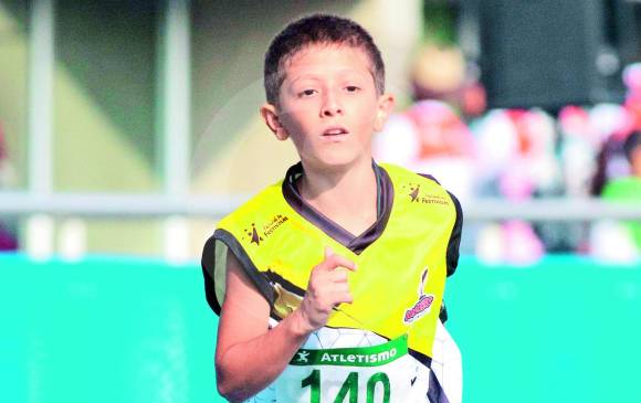 Juan José se considera buen fondista, aunque dice no tener problema en pruebas como los 100 m. FOTO MANUEL SALDARRIAGA