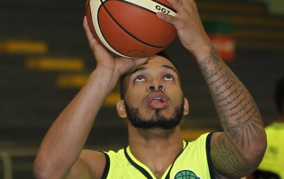 El dominicano José Acosta se estrenará en casa. FOTO jaime pérez