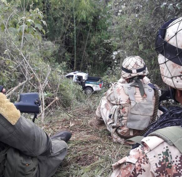Las primeras indagaciones apuntan a que los agentes fueron atacados con fusil desde las montañas. FOTO: Cortesía