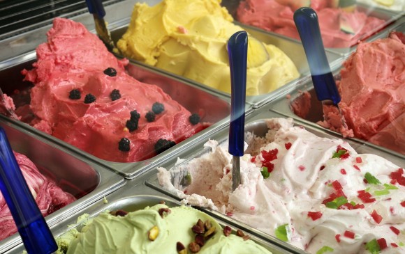 Una gran variedad de sabores caracterizan los diferentes lugares donde venden helados artesanales. FOTO PIXABAY 