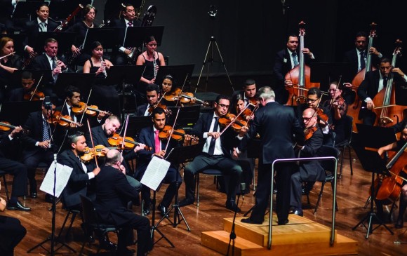 También se interpretará obra para violín y chelo en el repertorio de esta noche de a Filarmónica de Medellín. FOTO cortesía filarmed