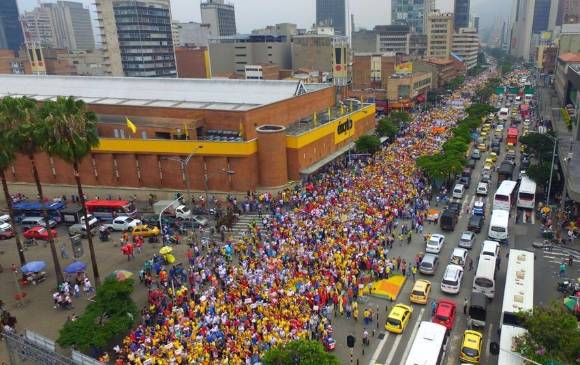 En el Parque de las Luces finalizó la marcha del No+ que convocó a miles de personas. FOTO CORTESÍA Air Pixel.