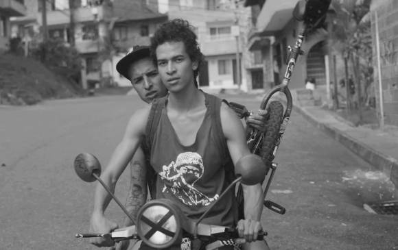 El blanco y negro del filme busca acercar la audiencia a la historia, dicen sus autores. FOTO cortesía monociclo cine