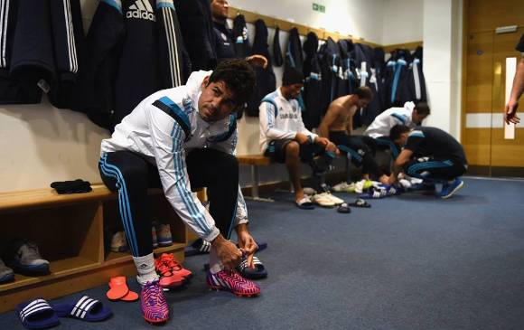 Costa se convirtió en uno de los jugadores de moda en Inglaterra y en el futbolista favorito de la afición blue. FOTO CORTESÍA CHELSEA FC