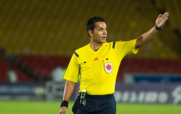 El central del primer partido entre Junior y Medellín será el caldense Nicolás Gallo. FOTO COLPRENSA