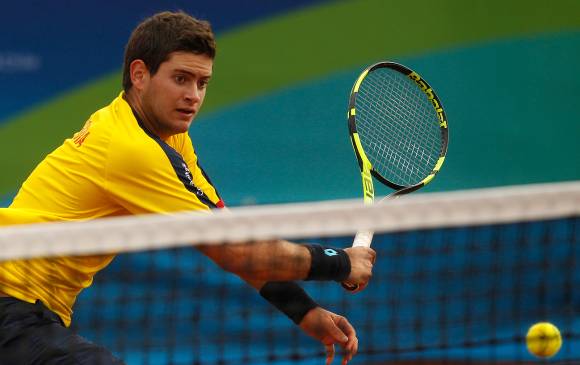 Nicolás Mejía podría hacer su debut en Copa Davis para el punto de dobles, ante ausencia de Cabal y Farah. FOTO fedecoltenis