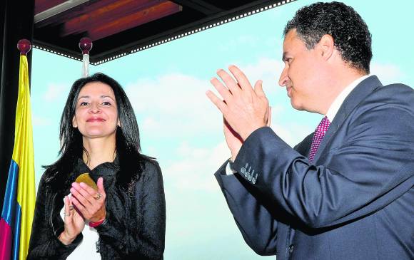 Funcionarios de la Alcaldía y del Metro, empresarios, directores de entes descentralizados, dirigentes gremiales, entre otros, asistieron a la posesión de Claudia Restrepo. FOTO julio césar herrera