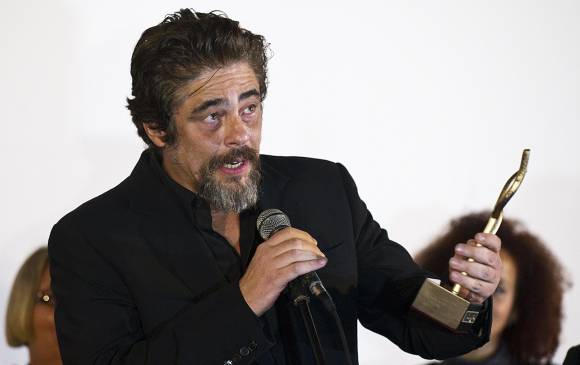Benicio del Toro se mostró complacido por este reconocimiento en Cuba. FOTO AP
