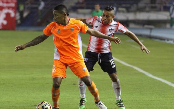 Envigado, que planteó un juego conservador, no pudo lograr su objetivo en Barranquilla. FOTO COLPRENSA