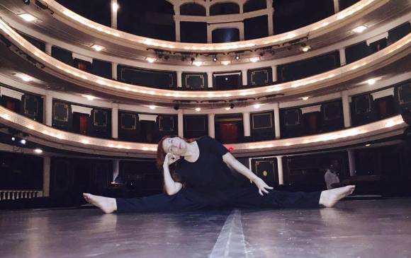 Rovira ha sido invitada por el Ballet Nacional de Cuba y el Ballet de Nueva York, entre otros. Además fue asesora del Ministerio de Cultura y premio nacional de danza también en España. 