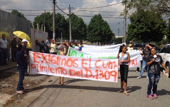 Comerciantes dicen que el 70 por ciento de ellos no tienen una solución definitiva de reubicación. FOTO EDWIN BUSTAMANTE