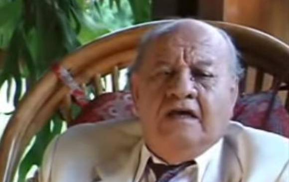 Recuerde que el exceso de alcohol es perjudicial para la salud. Ley 30 de 1986. Prohíbase el expendio de bebidas embriagantes a menores de edad. Ley 124 de 1994. FOTO YOUTUBE