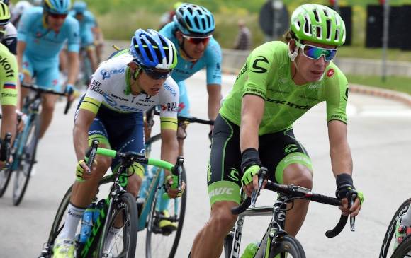 Rigoberto Urán (adelante) se muestra sólido; Chaves (atrás), aguarda a la alta montaña. FOTO CORTESÍA CANNONDALE