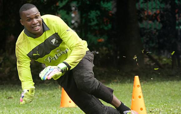 Carlos Bejarano supo aprovechar la oportunidad y se quedó con el puesto de titular en el Medellín. FOTO Julio César Herrera