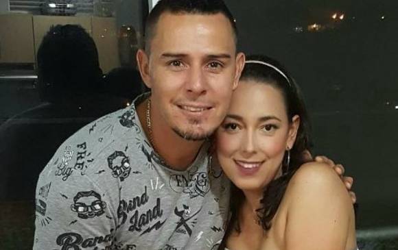 Tatiana García y su esposo, el exarquero de Millonarios Luis Delgado. FOTO INSTAGRAM @TATIANAGRD