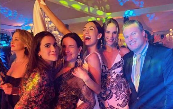 La pareja se ha vuelto famosa por sus celebraciones. FOTO INSTAGRAM DE JULIETA PIÑERES