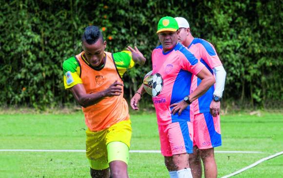Juan Carlos Alvarez es exigente en Leones. FOTO Jaimer Pérez