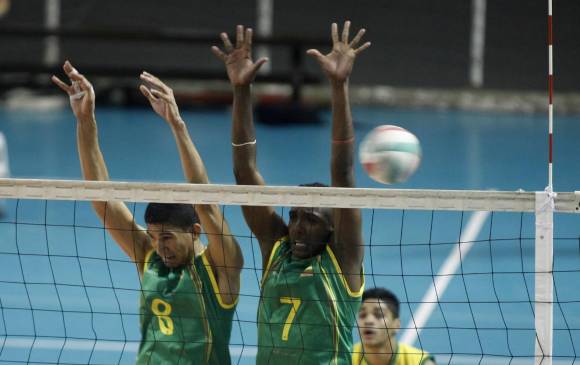 Los jugadores colombianos prueban su potencia en Envigado. Luego vendrán los Juegos Nacionales. FOTO Manuel Saldarriaga