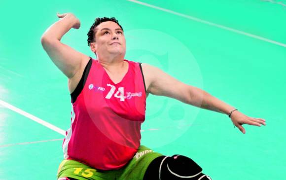 Eliana Isabel Correa, en plena actividad. Además del deporte, busca empleo. FOTOs Manuel Saldarriaga