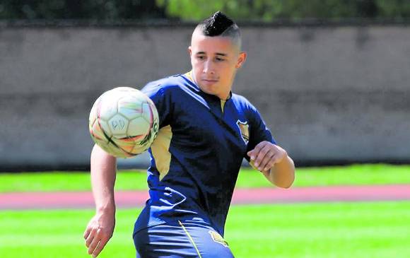 Ante al situación, el Deportivo Pasto, club interesado en fichar al volante, sigue firme en sus intenciones de contratar al futbolista, amparándose en el estatuto del jugador. FOTO JAIME PÉREZ. 