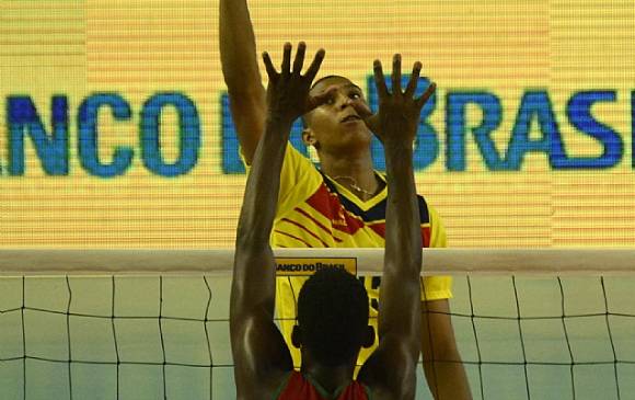 Doblete de bronce para el volei nacional