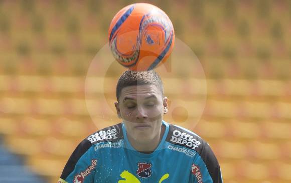 Juan Fernando Quintero trabaja para recuperarse de una lesión muscular. El cuerpo técnico lo esperará hasta última hora. FOTO MANUEL SALDARRIAGA