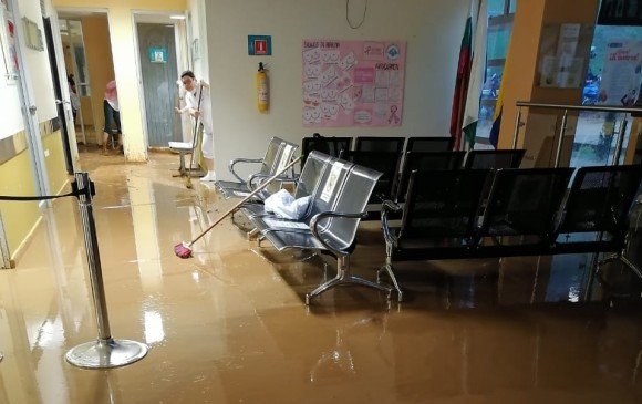 Así quedó el Hospital Germán Vélez Gutiérrez de Betulia tras los aguaceros que cayeron el viernes y sábado pasado. FOTO: Dagran