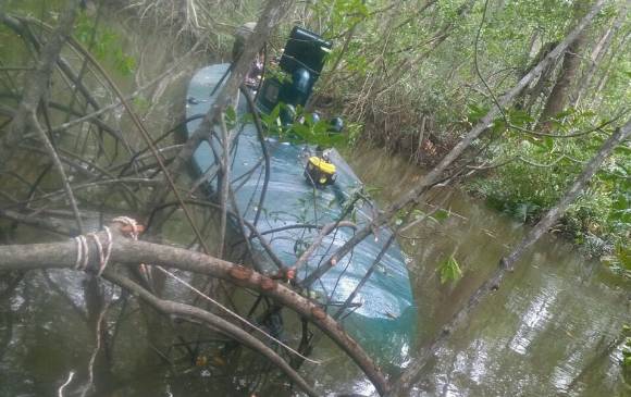 El semisumergible tenía capacidad de almacenar hasta siete toneladas de droga. FOTO POLICÍA