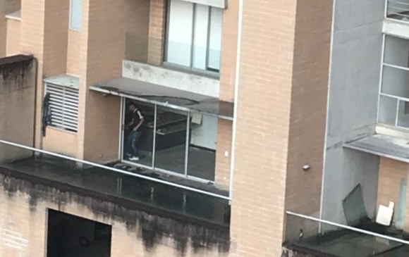 El hombre ingresó a varios apartamentos de Continental Towers. FOTO: CORTESÍA