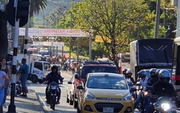 El bloqueo en la avenida por Las Vegas. FOTO: Cortesía Guardianes Antioquia