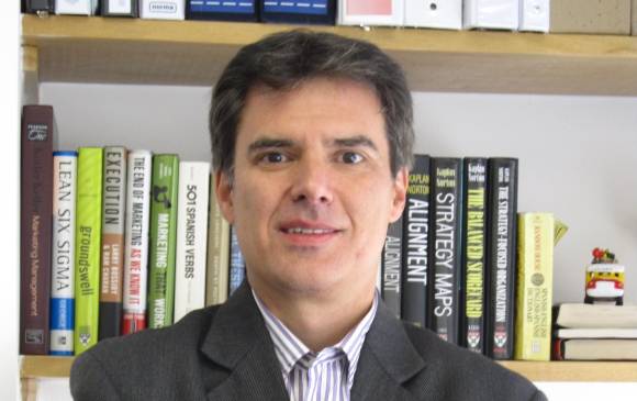 Santiago Cárdenas, presidente de Corona-Colcerámica, reconoció que la operación ayudará a crecer como multilatina. FOTO cortesía