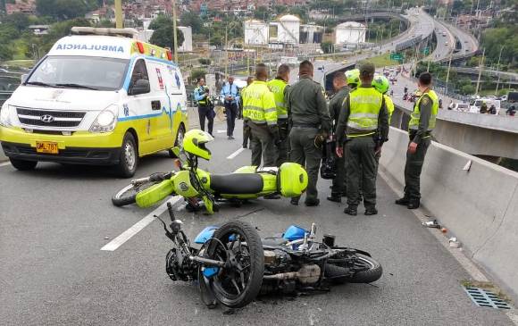 Accidente en el puente Madre Laura el pasado 22 de julio que dejó un motociclista muerto. FOTO CORTESÍA