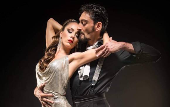 El espectáculo Forever Tango cuenta con 14 bailarines profesionales en escena. FOTO Cortesía Forever Tango. 