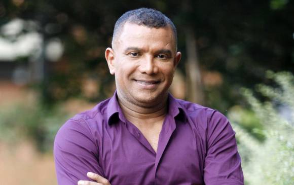 Carátula del disco Cabalgando en el tiempo, de Juan Carlos Coronel, publicado en 2014, año en el que comenzó a trabajar en el nuevo disco de jazz. Foto Cortesía Codiscos.