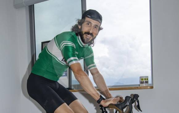 Sebastián monta en bicicleta desde los 5 años de edad. Siempre busca hacer algo distinto en el deporte. FOTO EDWIN BUSTAMANTE