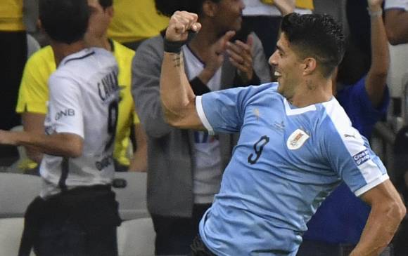 Suárez completó 57 goles con Uruguay, es su máximo artillero. Es el quinto tanto que marca por Copa América. FOTO afp