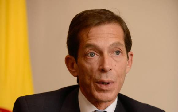 Nuevo periodo de mesa directiva divide al CNE