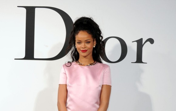 La cantante es el nuevo rostro de una campaña de Dior. FOTO AFP