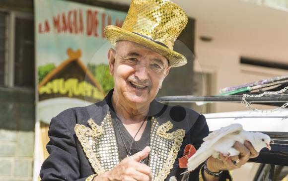 El mago Fernandinny, el decano de los ilusionistas. FOTO Carlos Velásquez